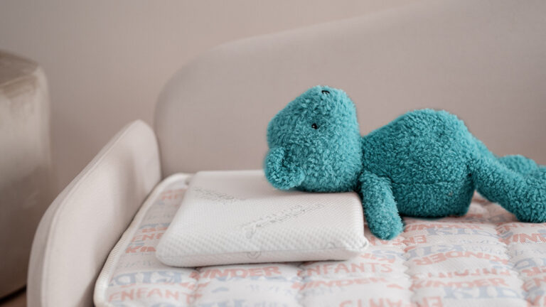 Cuscino Per La Schiena PerDormire Relax Back – In Memory Foam E Waterfoam, Forma A Cuneo, Per Letti E Divani